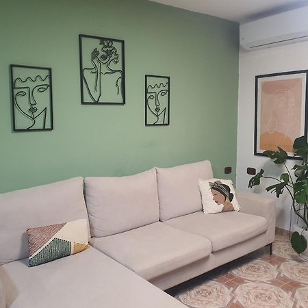 Central Home Away From Home Shkoder Bagian luar foto