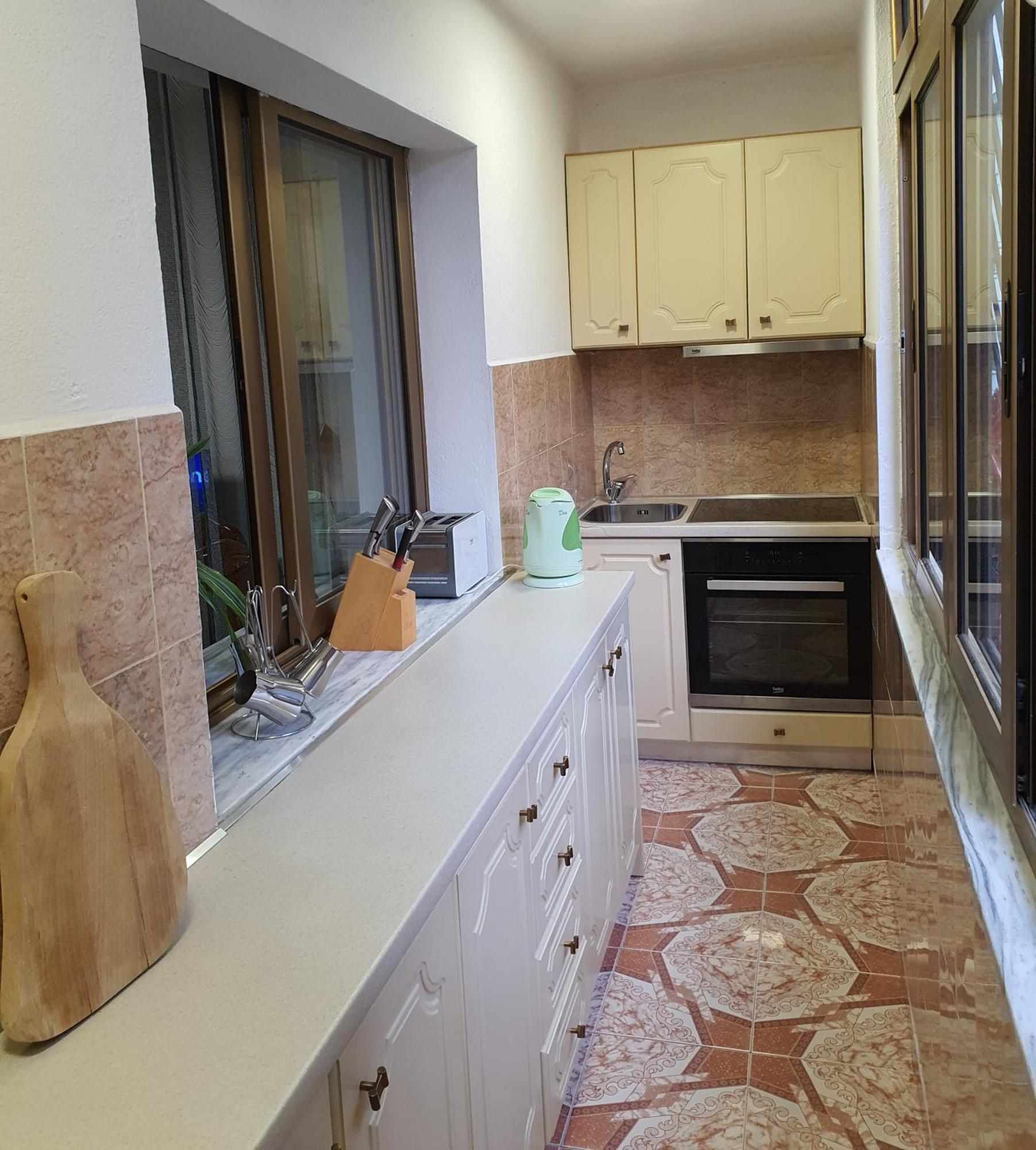 Central Home Away From Home Shkoder Bagian luar foto